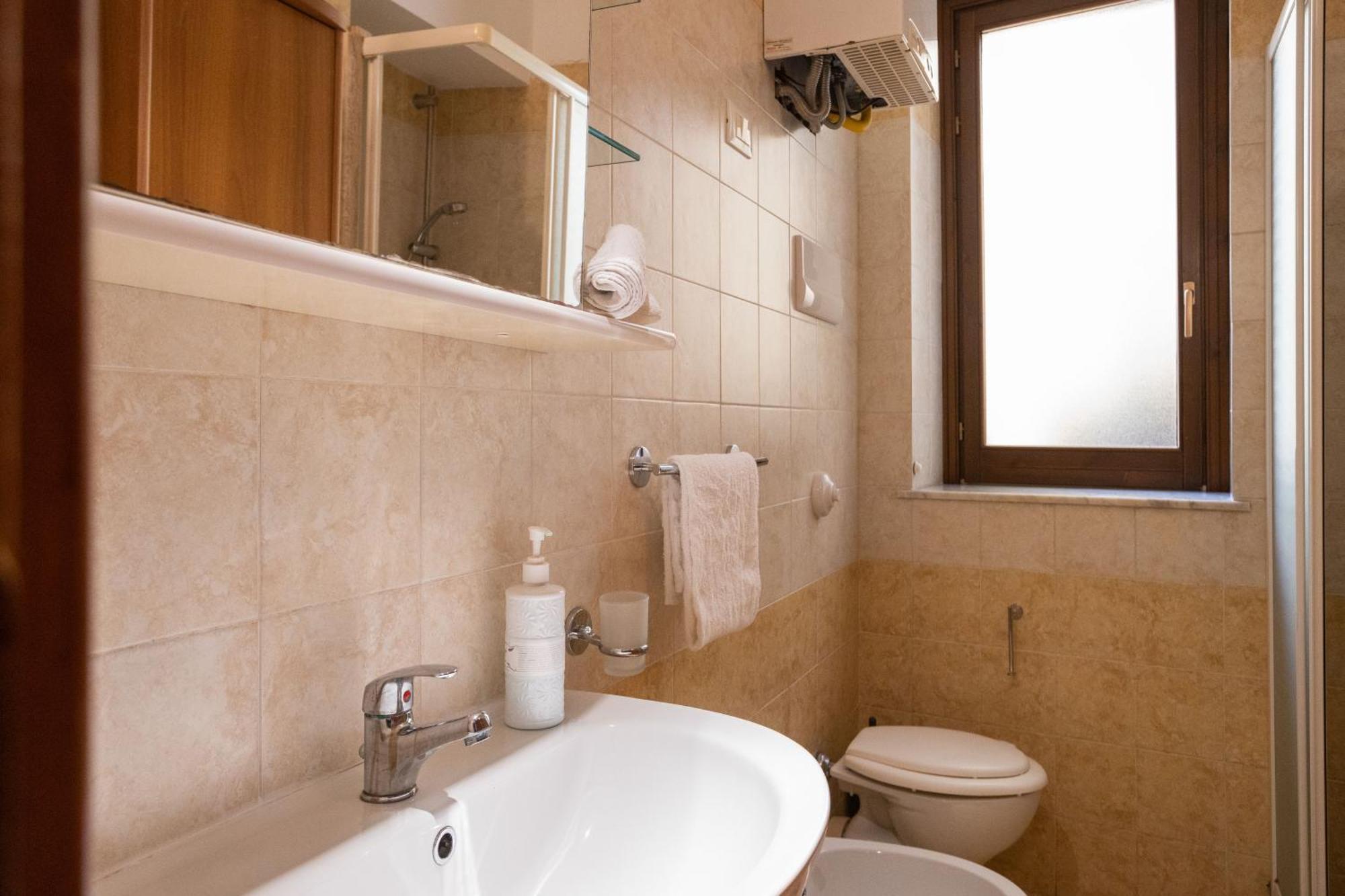 Apartamento Hola Cathedral House Cadorna Palermo Exterior foto