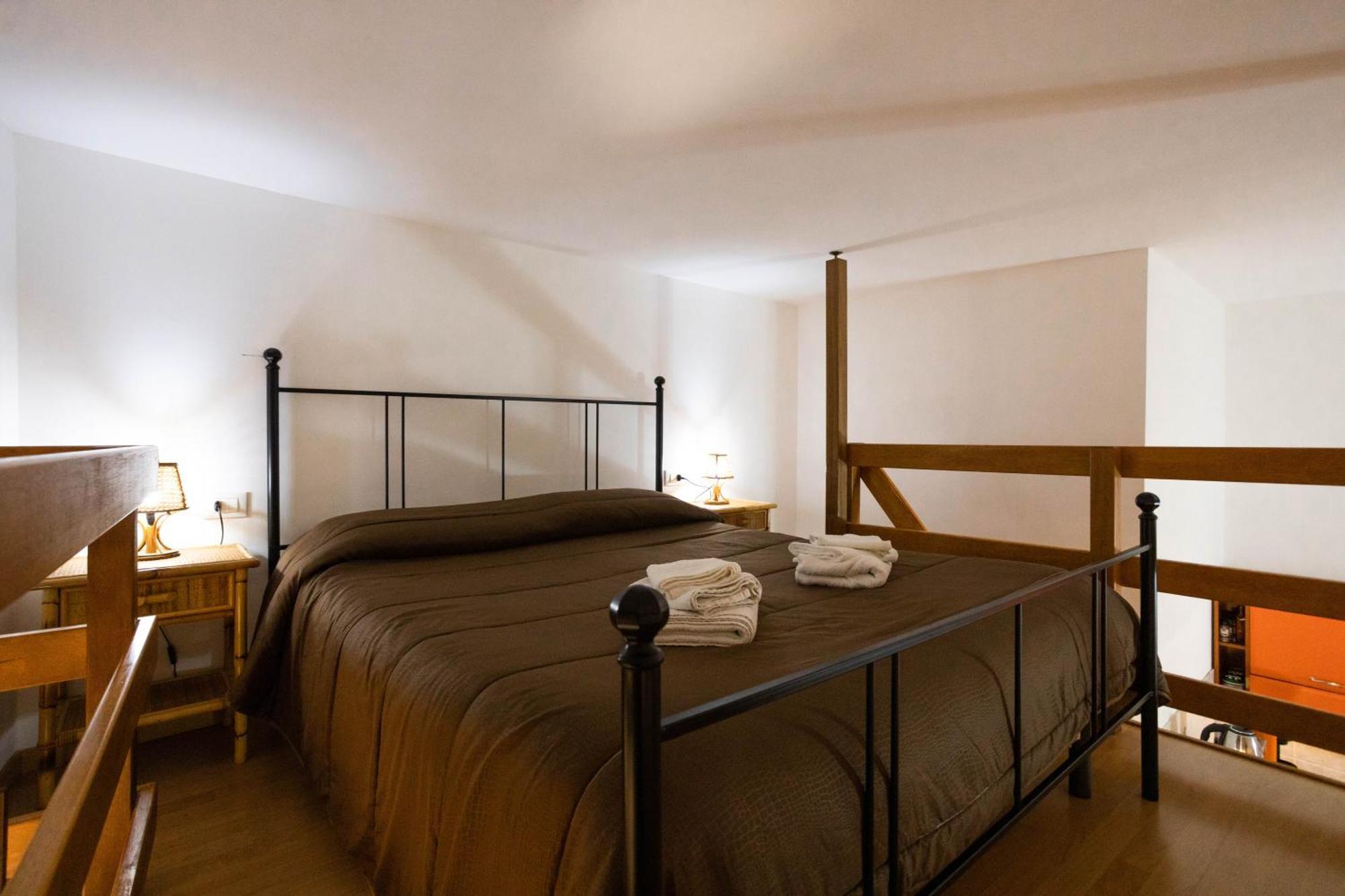 Apartamento Hola Cathedral House Cadorna Palermo Exterior foto